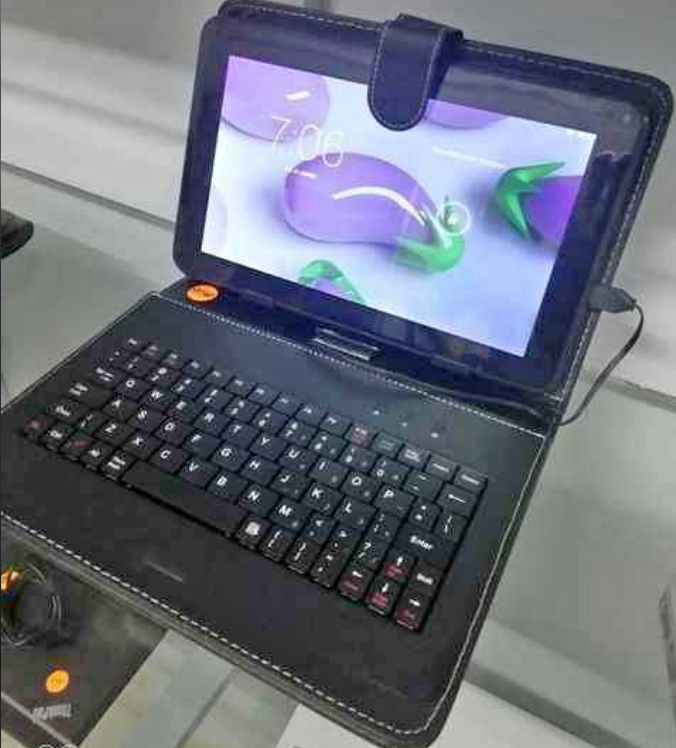 Tablet With Keyboard